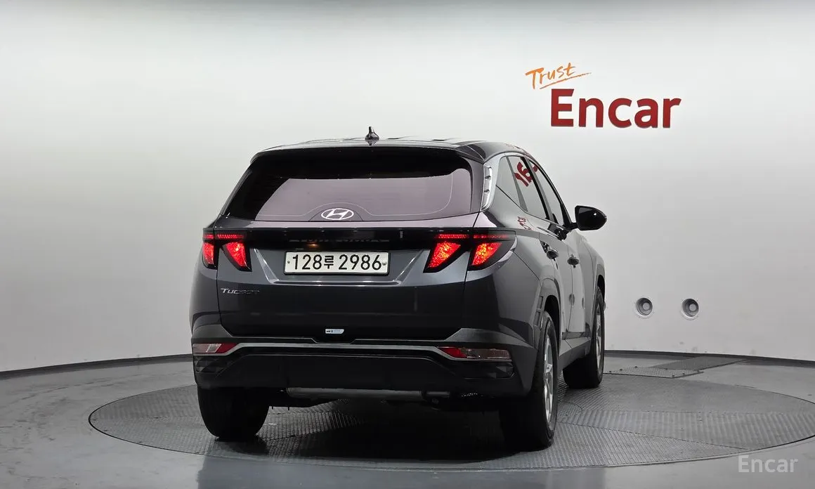 Фото 4 - Hyundai Tucson