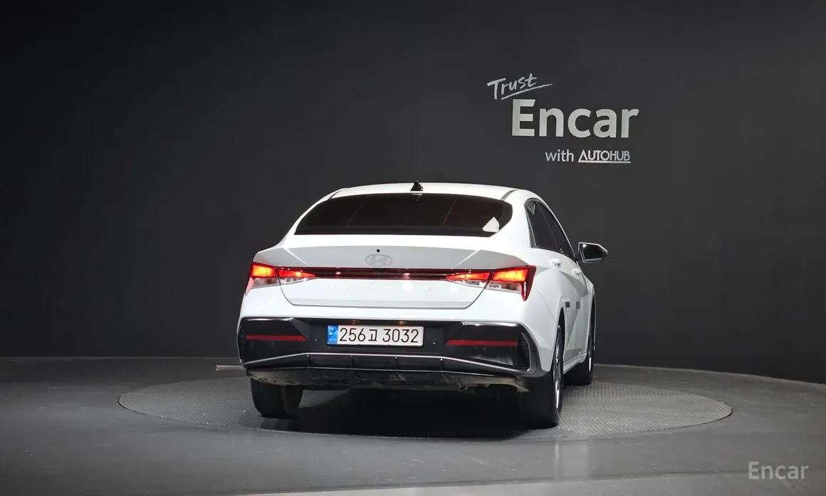 Hyundai Avante 2023 Smart