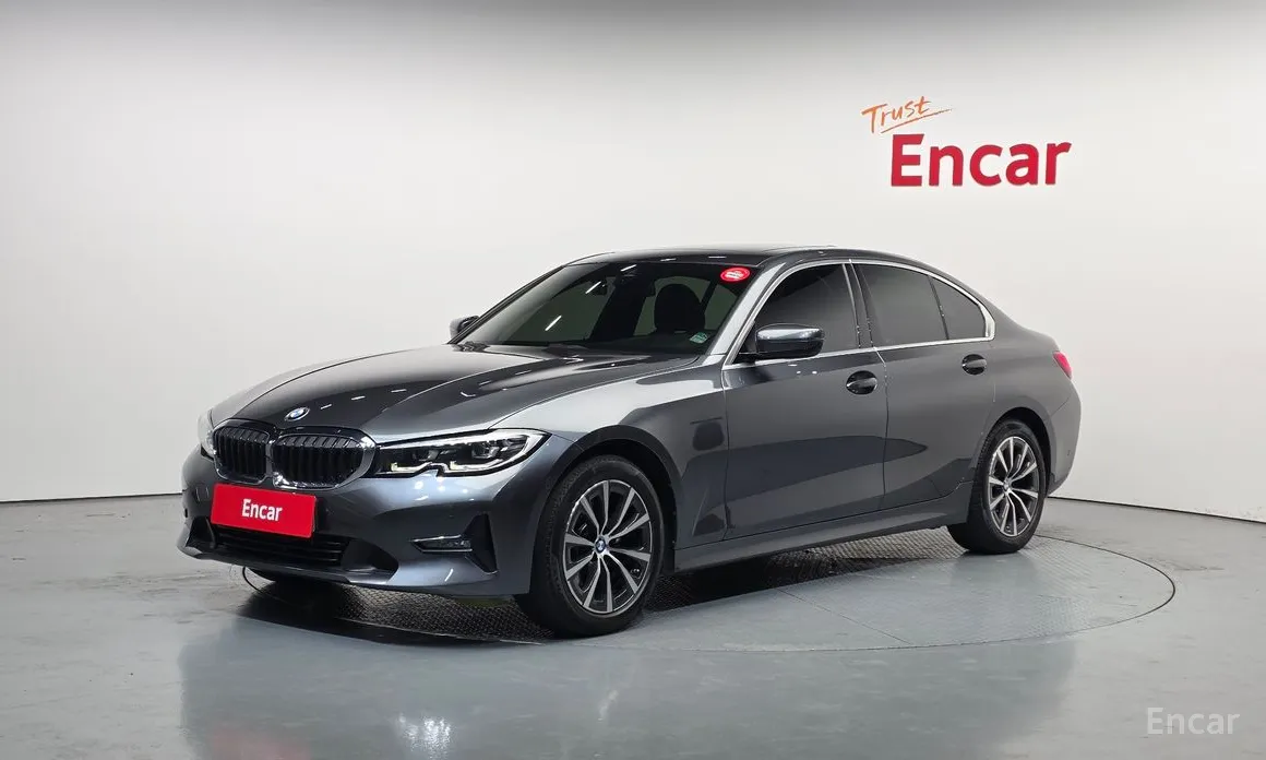 BMW 3 Series 2019 320i