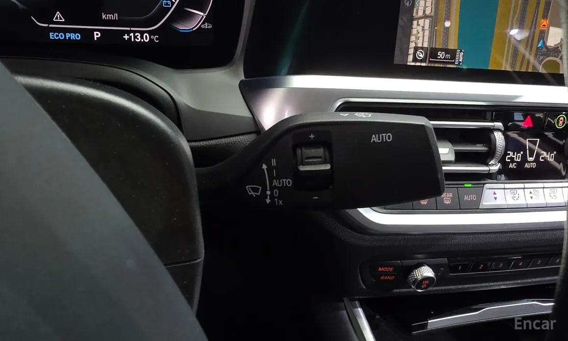 BMW 3 Series 2019 320i