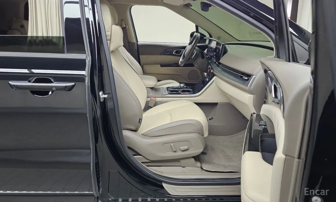 Фото 26 - Kia Carnival