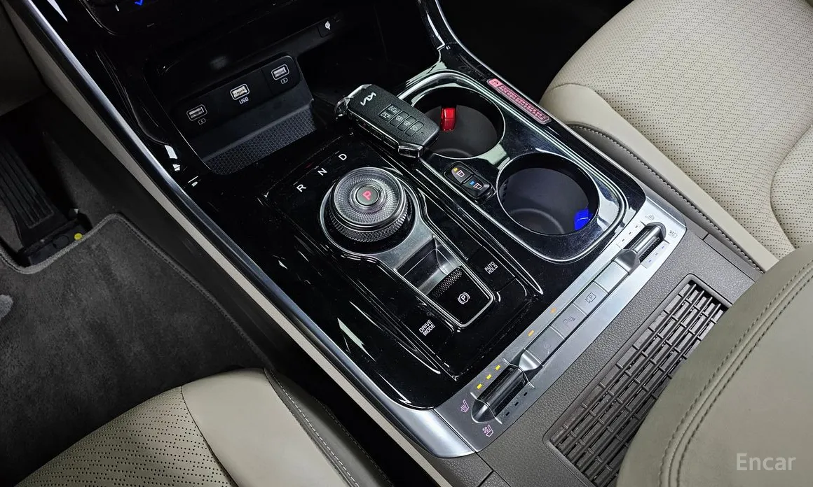 Фото 9 - Kia Carnival