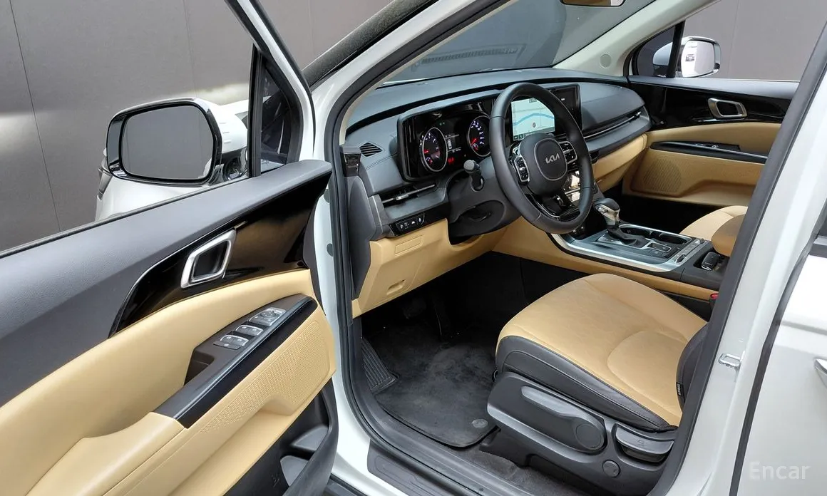 Zdjęcie 10 - Kia Carnival