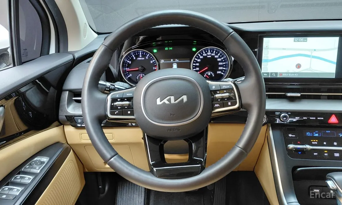 Zdjęcie 14 - Kia Carnival
