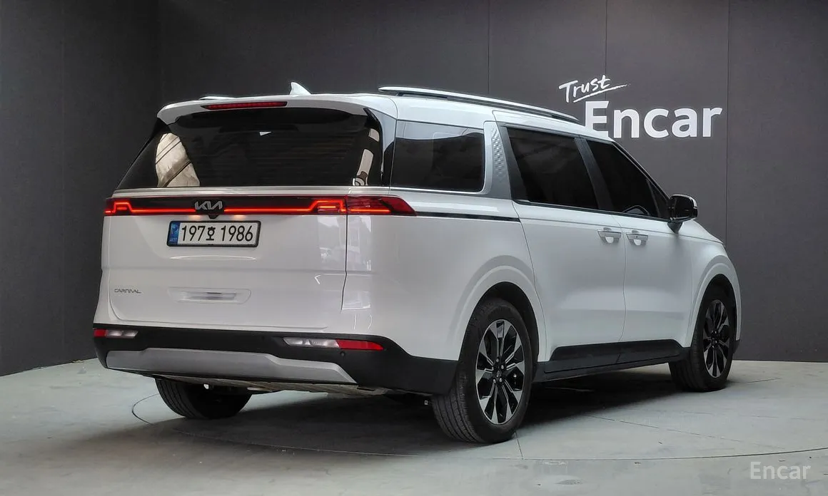 Zdjęcie 2 - Kia Carnival
