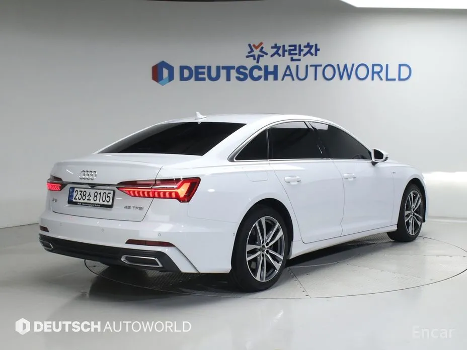 Фото 2 - Audi A6