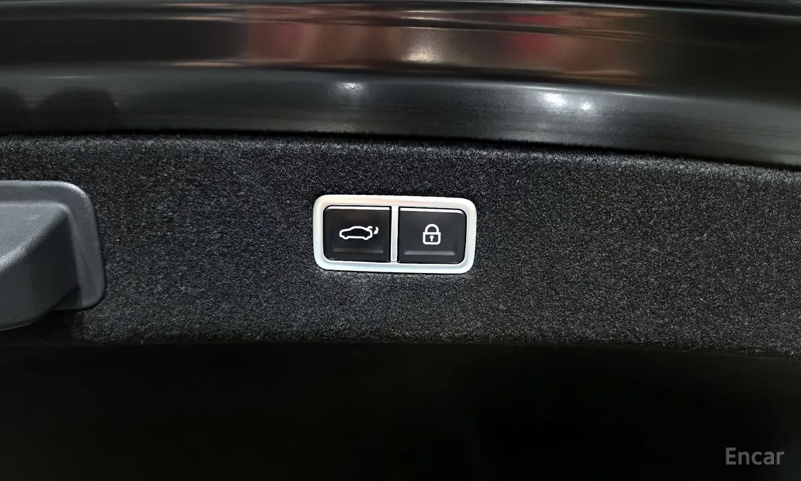 Фото 33 - Genesis G90