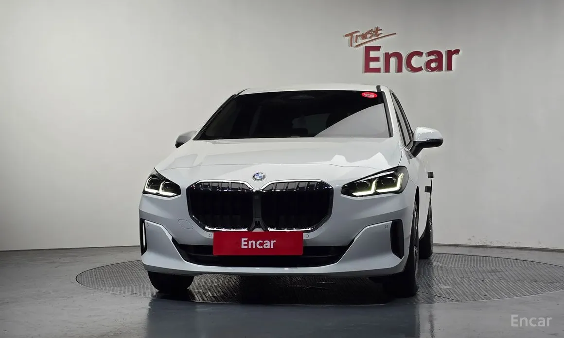 BMW 2 Series 2022 220i Advantage