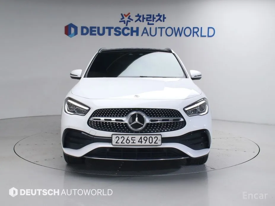 Фото 3 - Mercedes-Benz GLA-Class