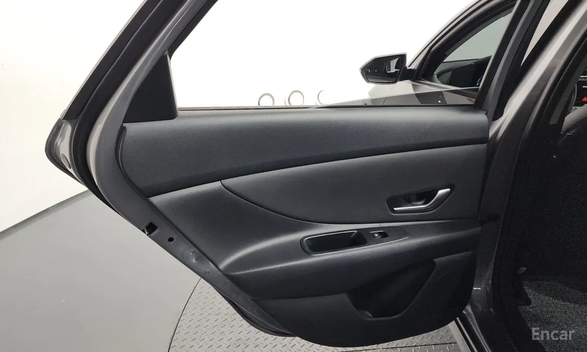 Hyundai Avante 2023 1.6