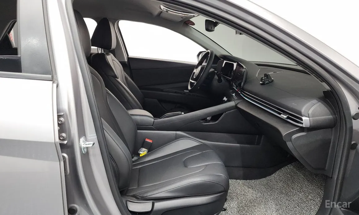 Hyundai Avante 2023 1.6