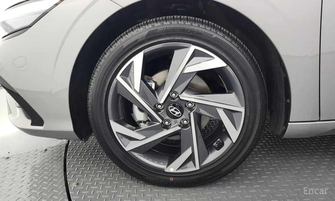 Hyundai Avante 2023 1.6