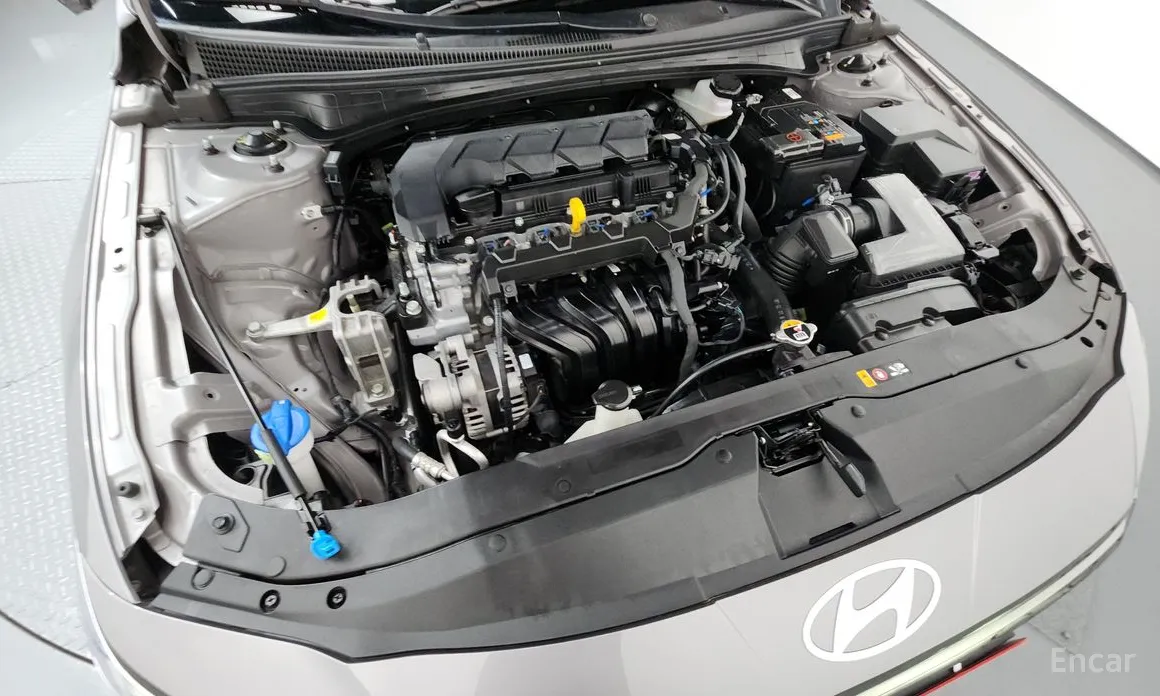 Hyundai Avante 2023 1.6