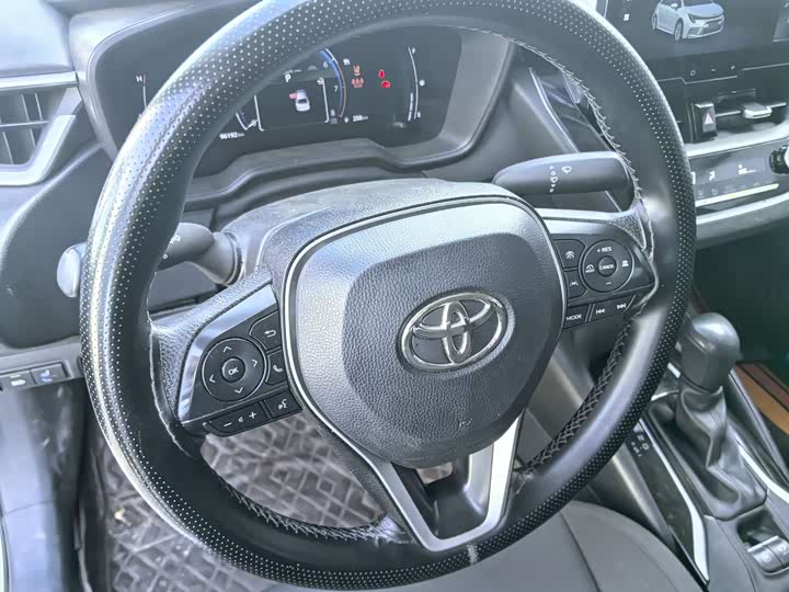 Toyota Levin GT 2023 2023款 双擎 2.0L 领先版