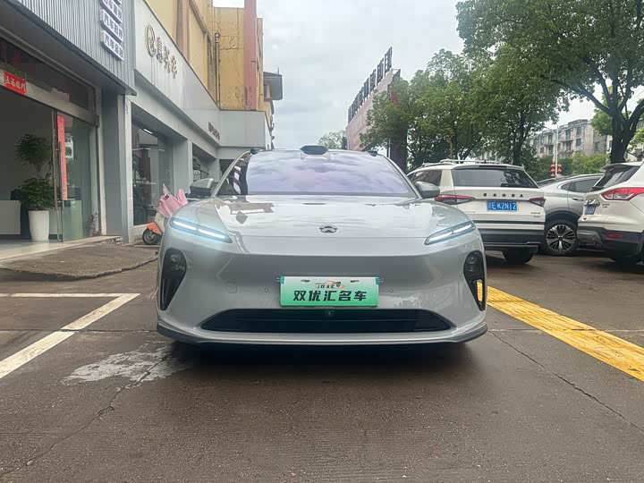 Zdjęcie 2 - Nio ET5T