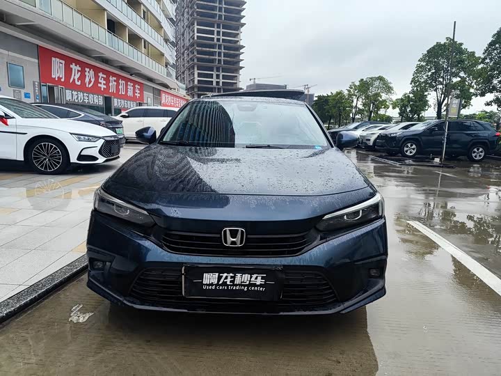 Фото 2 - Honda Civic
