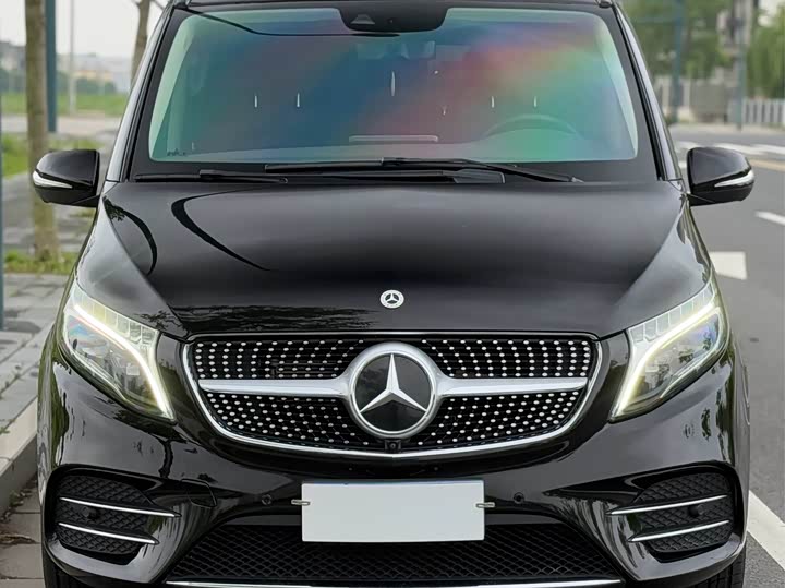 Mercedes-Benz V-Class 2022 2022款 V 260 L 长轴距豪华版