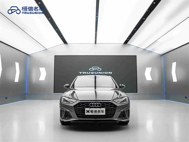 Фото 3 - Audi A4L