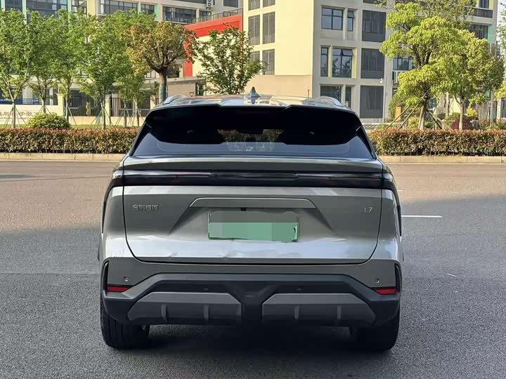 Фото 5 - Geely Galaxy L7
