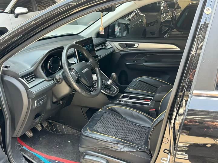 Фото 6 - Haval M6