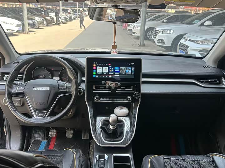 Фото 8 - Haval M6