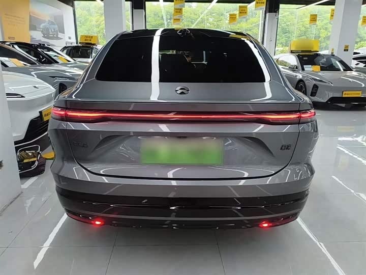 Фото 6 - Nio EC6