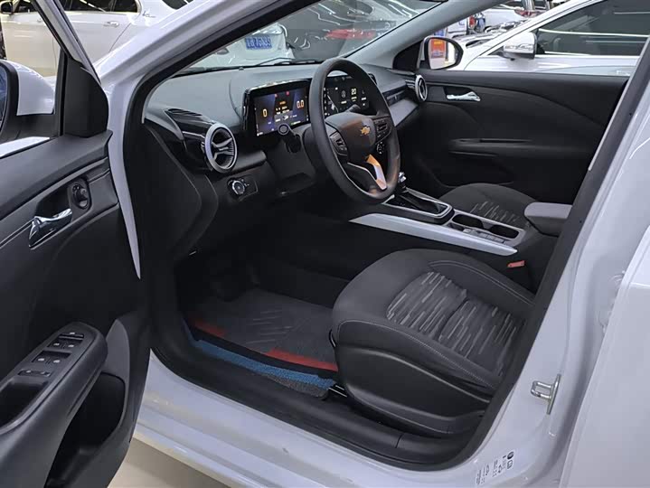 Chevrolet Monza 2023 2023款 1.5L 双离合乐享版