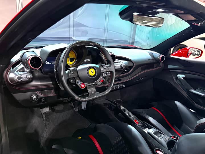 2020 Ferrari F8