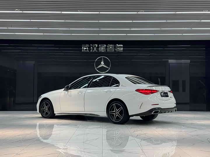 Фото 5 - Mercedes-Benz C-Class