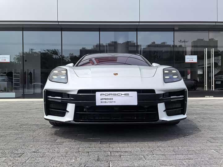 2026 Porsche Panamera