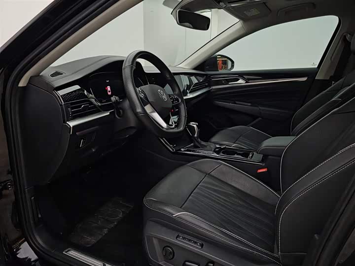 Фото 3 - Volkswagen Passat
