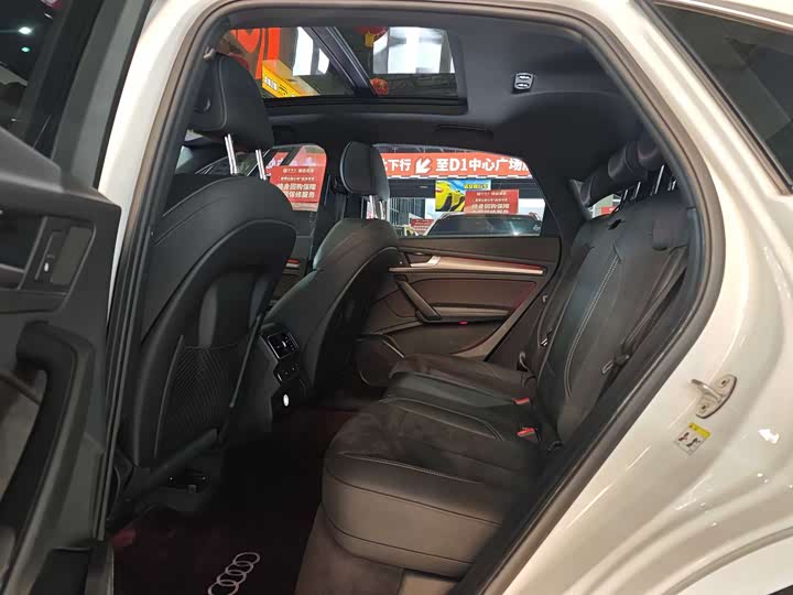 Фото 7 - Audi Q5L Sportback