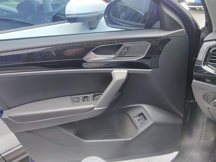 Фото 7 - Volkswagen Tayron GTE Hybrid
