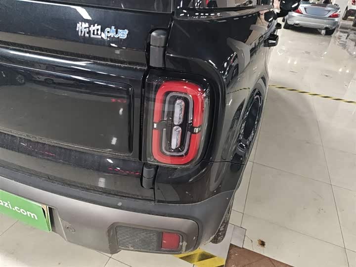 Фото 8 - Baojun Yep Plus