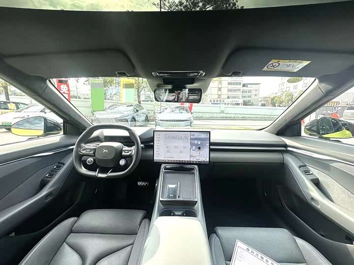 2025 XPeng P7