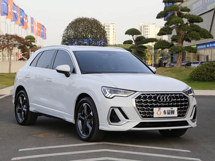Audi Q3 2024 2024款 35 TFSI 时尚动感型