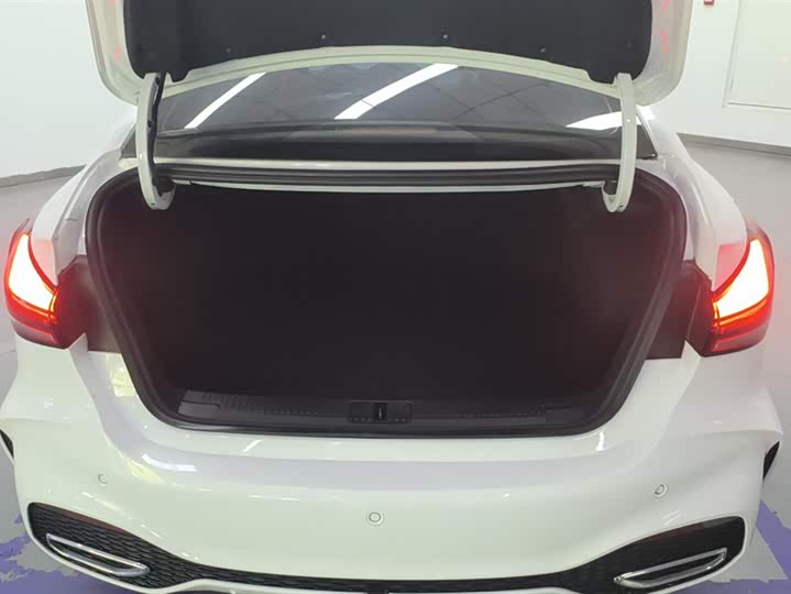 MG Motor 5 2025 2025款 180DVVT 全球抢先版