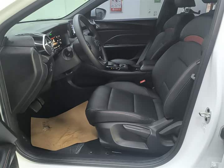 MG Motor 5 2025 2025款 180DVVT 全球抢先版