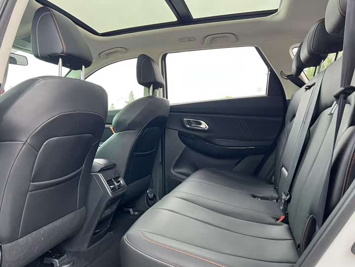 Changan Oshan X7 Plus 2022 2022款 1.5T 蓝鲸版自动尊贵型