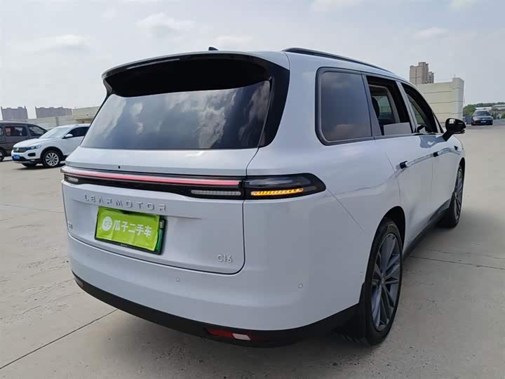 Leapmotor C16 2026 2026款 纯电 630激光雷达智尊版 6座