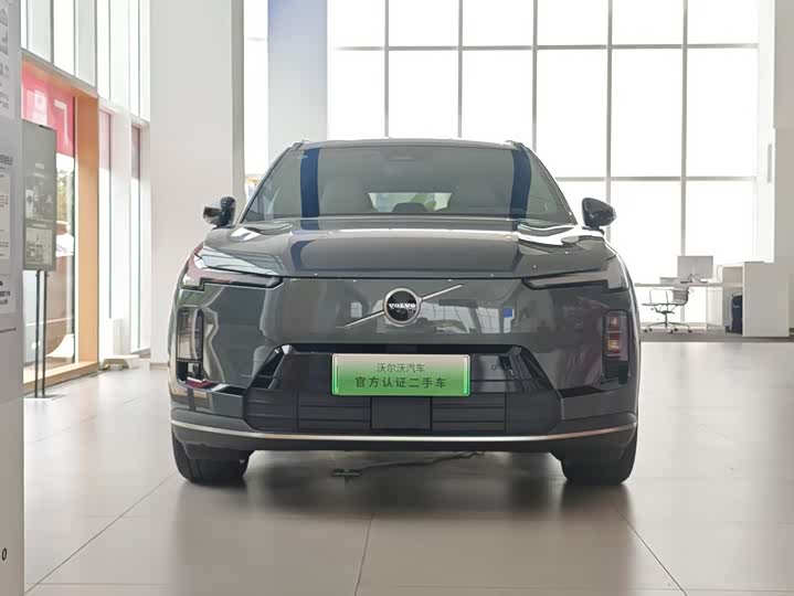 Volvo XC70 Hybrid 2026 2026款 四驱超长续航Ultra