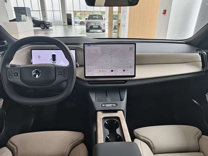 Volvo XC70 Hybrid 2026 2026款 四驱超长续航Ultra