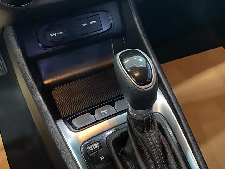 Фото 5 - Hyundai Celesta