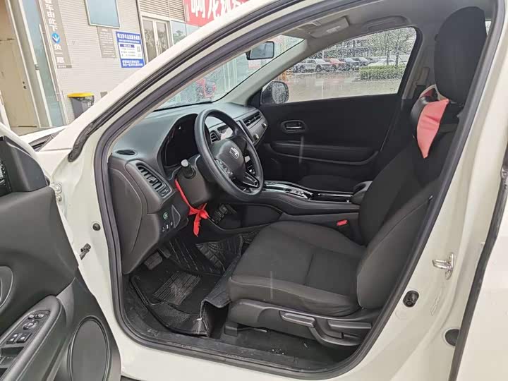 Photo 6 - Honda Vezel