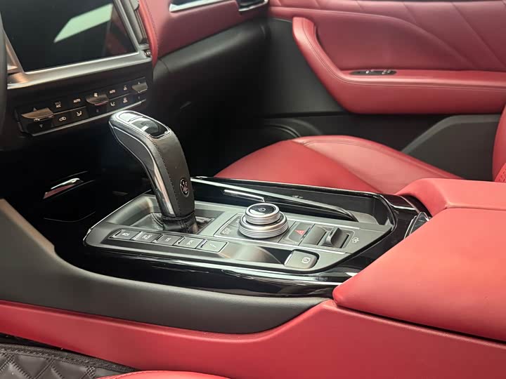 Maserati Levante 2021 2021款 3.0T 标准版