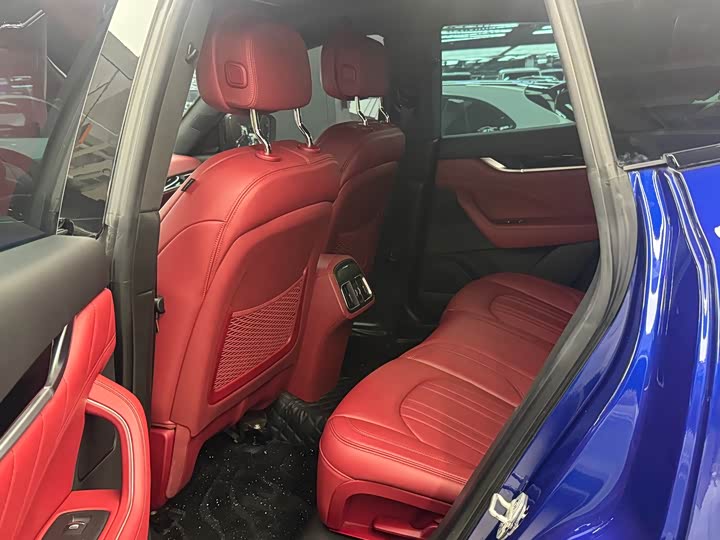 Maserati Levante 2021 2021款 3.0T 标准版