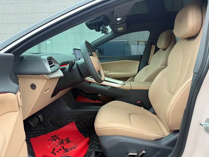 Zdjęcie 4 - BAIC Arcfox Alpha S5