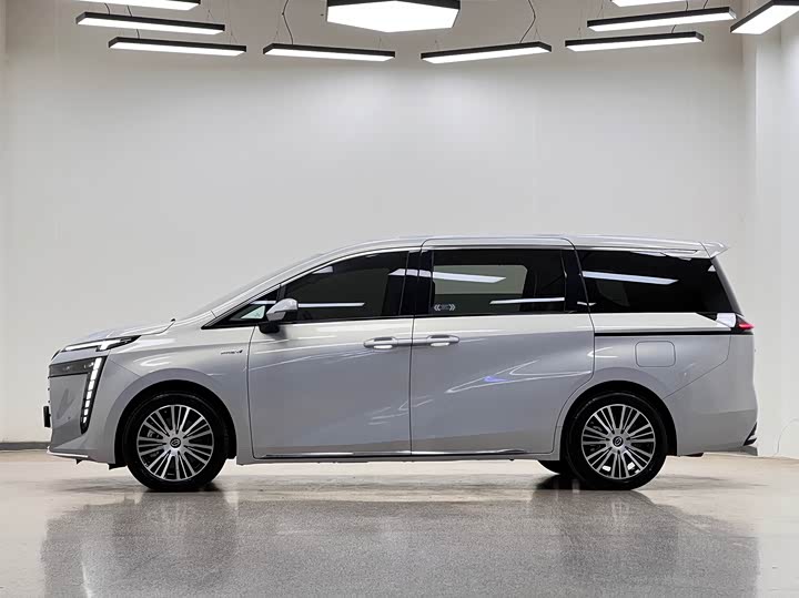 GAC Trumpchi E8 2024 2024款 150km MAX+
