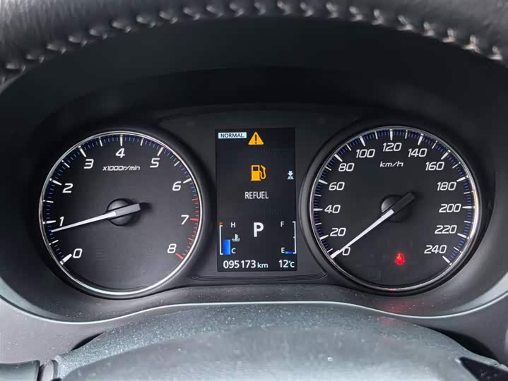 Mitsubishi Outlander 2021 2021款 2.4L 四驱致享版 7座