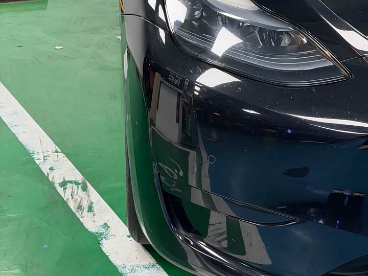 Фото 4 - Tesla Model Y